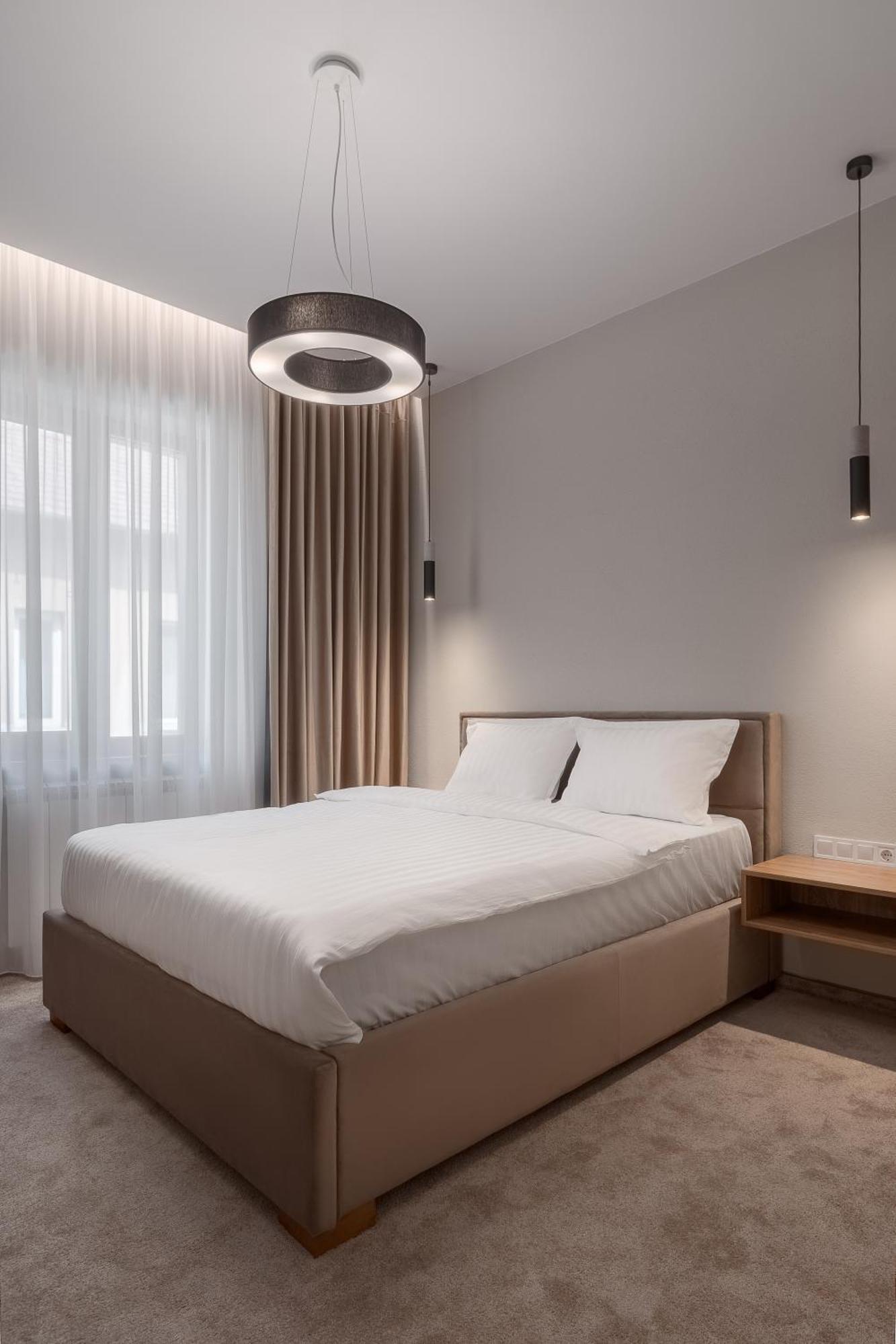 Oasis Rooms Oradea Εξωτερικό φωτογραφία