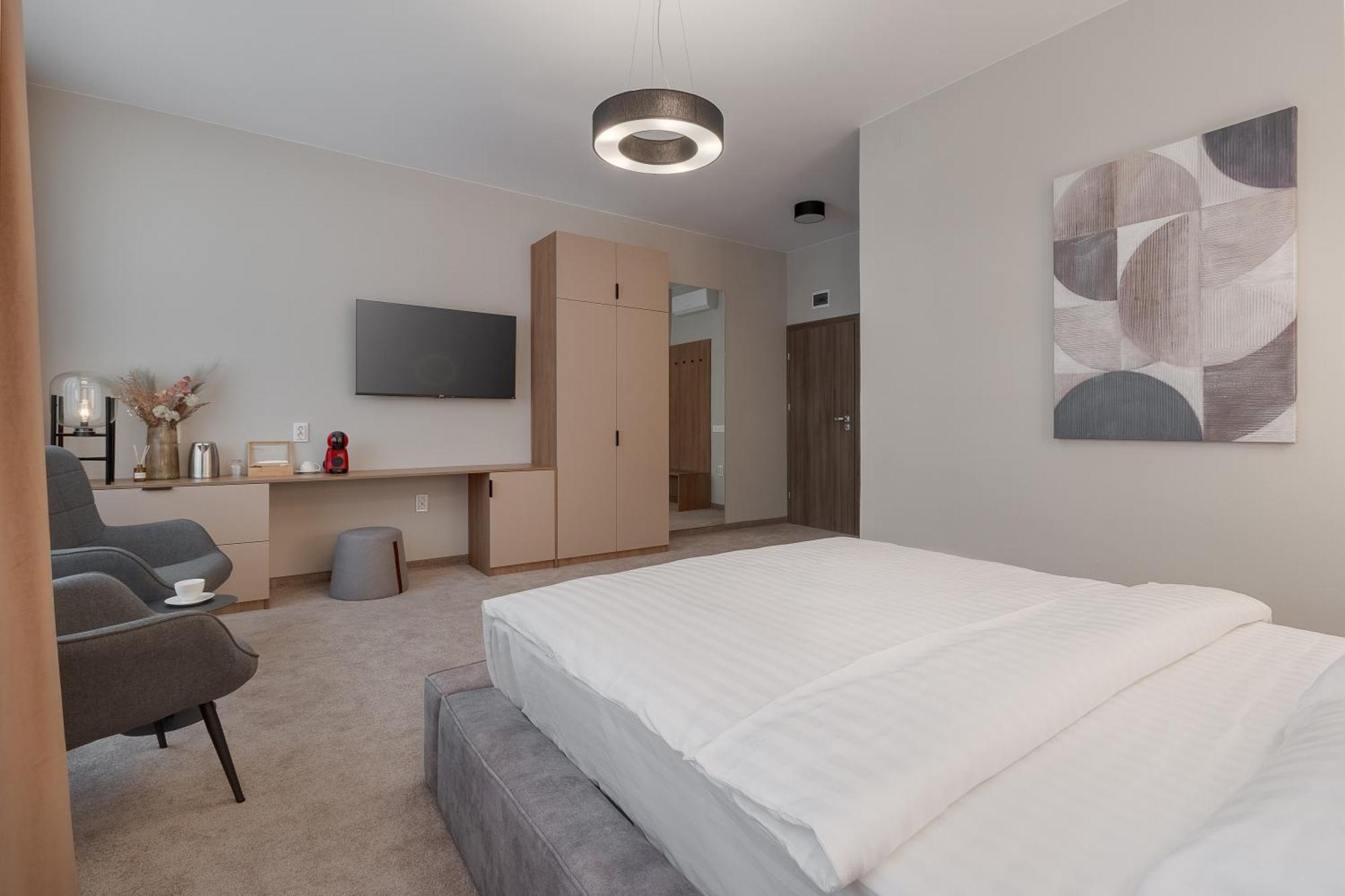 Oasis Rooms Oradea Εξωτερικό φωτογραφία