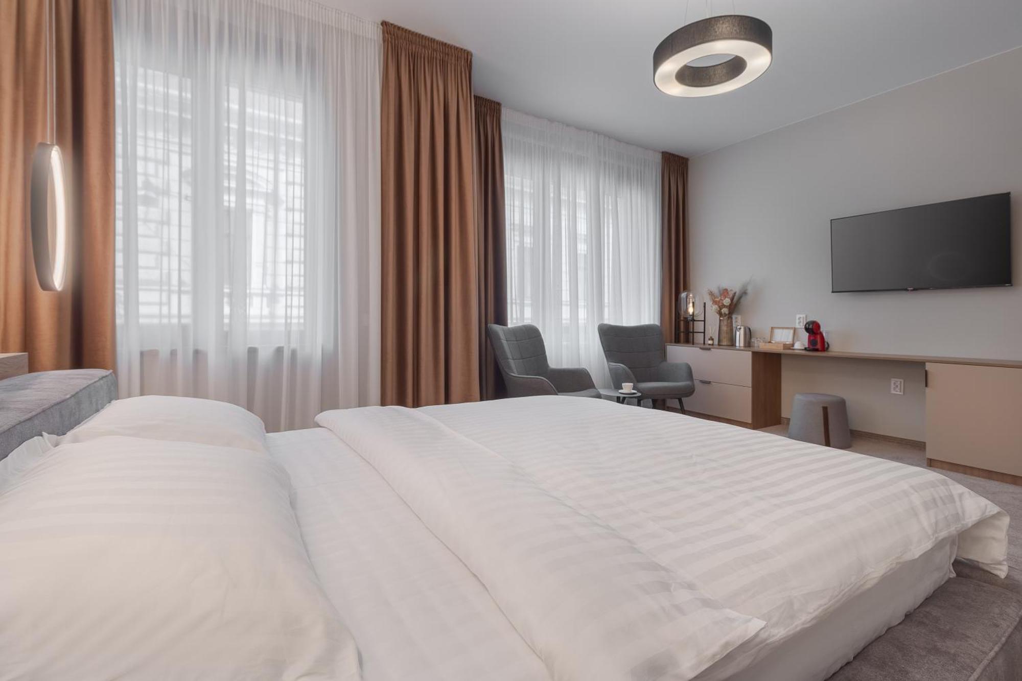 Oasis Rooms Oradea Εξωτερικό φωτογραφία