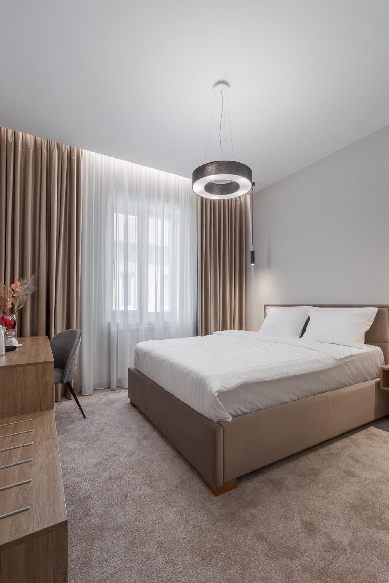 Oasis Rooms Oradea Εξωτερικό φωτογραφία